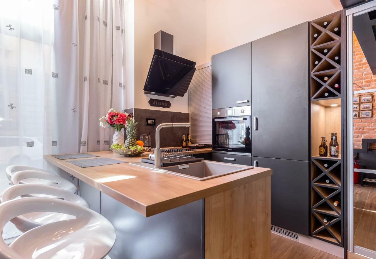 Studio Apartments Atelier Rijeka Eksteriør billede